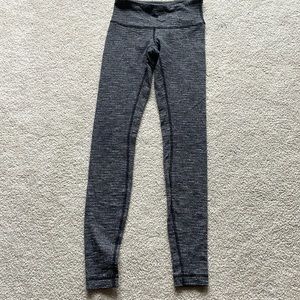 Lululemon Low-rise Heather Cotton Legging. Perfect Condition - Size 4
